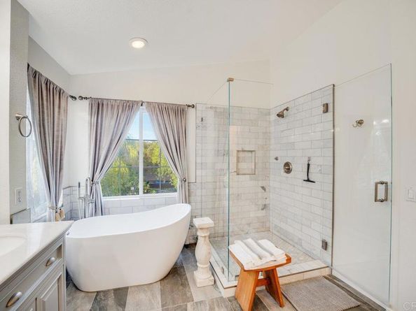 3054 Maplewood Pl., Escondido CA 92027