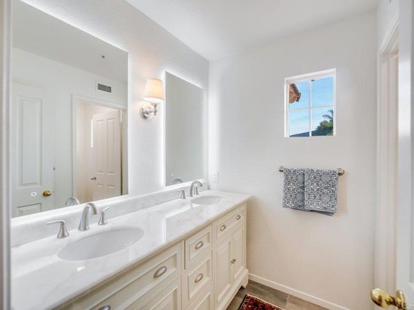 3054 Maplewood Pl., Escondido CA 92027