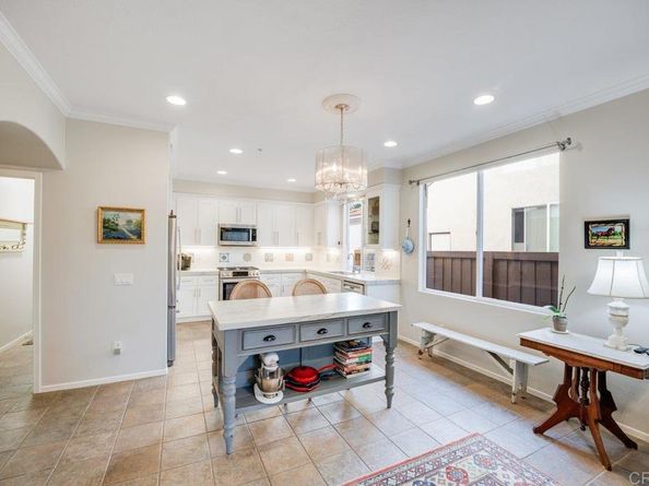 3054 Maplewood Pl., Escondido CA 92027