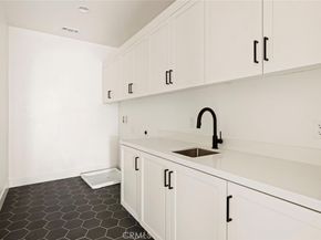 187 E Palm Street E, Altadena CA 91001