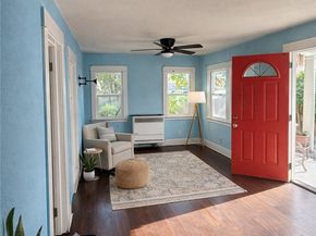 800 N Hobart, Los Angeles CA 90029