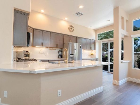 11944 Cypress Canyon Road 3, San Diego CA 92131