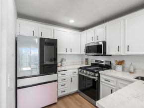 231 Riverview Way, Oceanside CA 92057