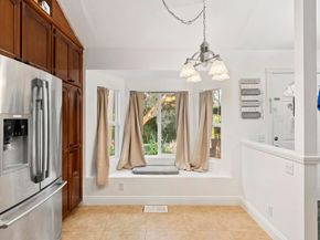 111 La Cresta Trl, El Cajon CA 92019