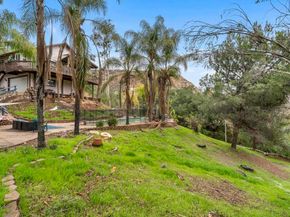 111 La Cresta Trl, El Cajon CA 92019