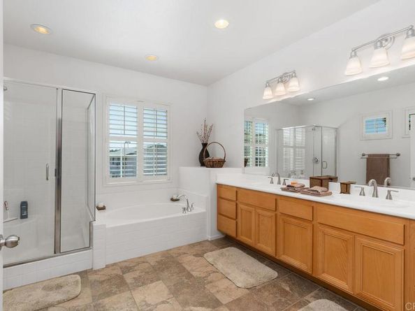 285 Syrah Lane, San Marcos CA 92069