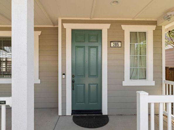 285 Syrah Lane, San Marcos CA 92069