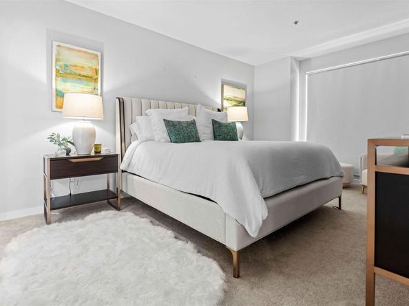 5845 Friars Road 1207, San Diego CA 92110