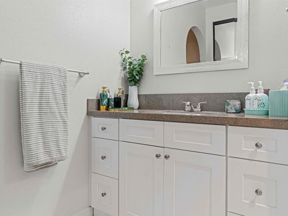 5845 Friars Road 1207, San Diego CA 92110