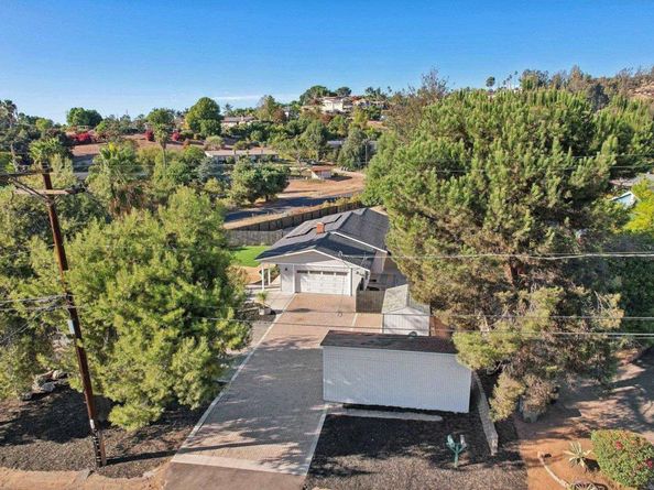 2198 La Cresta Road, El Cajon CA 92021