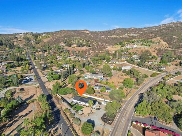 2198 La Cresta Road, El Cajon CA 92021