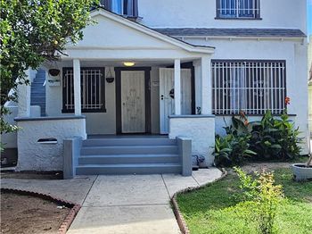1852 W 22nd