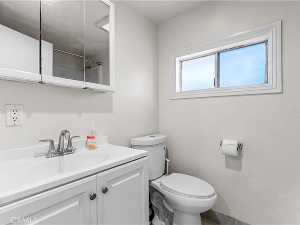 2040 Kilson Drive, Santa Ana CA 92707