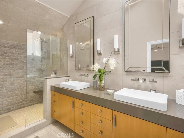 500 Chelsea Court 103, Long Beach CA 90803