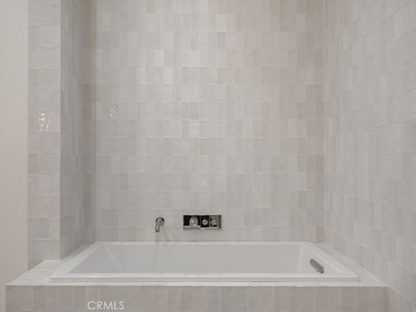 2055 Calvert Avenue, Costa Mesa CA 92626