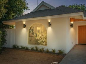 2055 Calvert Avenue, Costa Mesa CA 92626