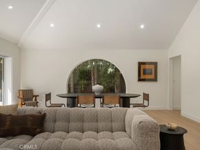2055 Calvert Avenue, Costa Mesa CA 92626