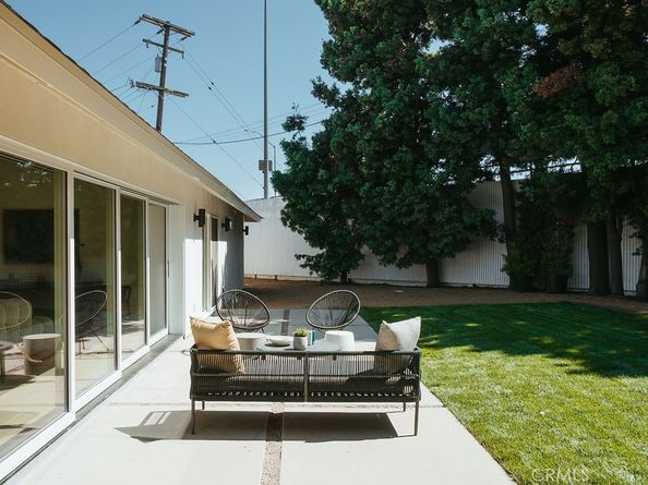 2055 Calvert Avenue, Costa Mesa CA 92626
