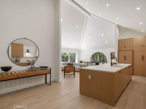 2055 Calvert Avenue, Costa Mesa CA 92626