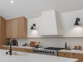 2055 Calvert Avenue, Costa Mesa CA 92626