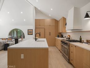 2055 Calvert Avenue, Costa Mesa CA 92626
