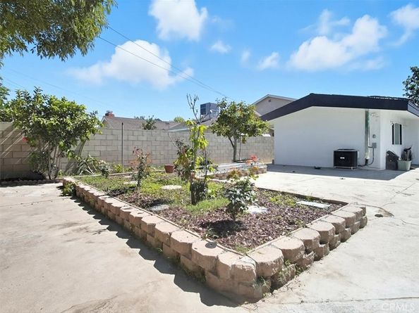 1407 W colonial, Anaheim CA 92802