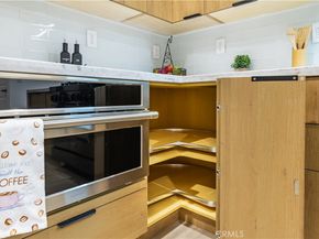 3627 S Van Ness Avenue, Los Angeles CA 90018