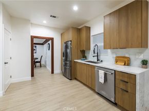 3627 S Van Ness Avenue, Los Angeles CA 90018