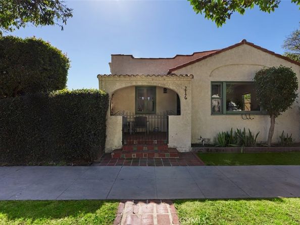216 W 23rd Street, Long Beach CA 90806