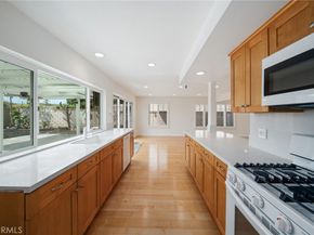 10900 San Leon Avenue, Fountain Valley CA 92708