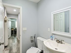 14671 Hunter Ln, Midway City CA 92655