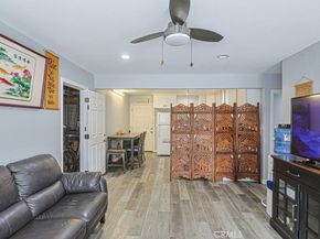 14671 Hunter Ln, Midway City CA 92655