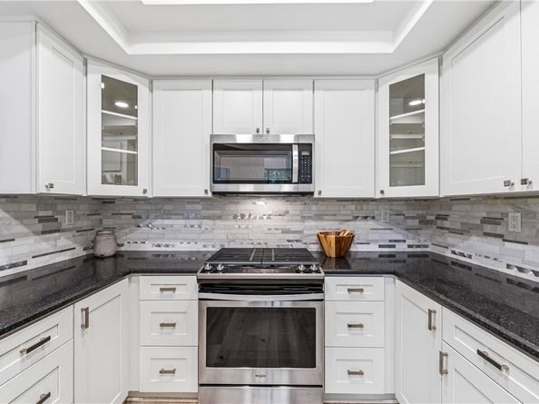 8192 Sandcove Cir 106, Huntington Beach CA 92646
