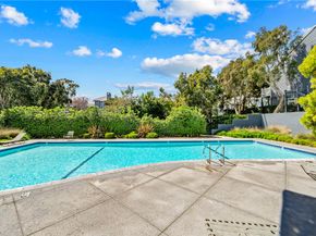 8192 Sandcove Cir 106, Huntington Beach CA 92646