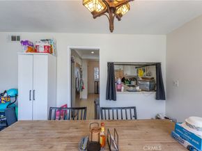 2722 20th, Signal Hill CA 90755