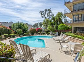 2722 20th, Signal Hill CA 90755