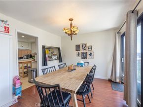 2722 20th, Signal Hill CA 90755