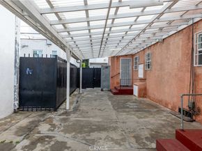 2000 Pacific, Long Beach CA 90806