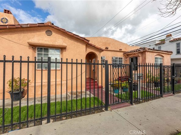 2000 Pacific, Long Beach CA 90806