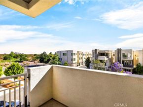 195 Stellar, Irvine CA 92618
