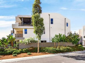 195 Stellar, Irvine CA 92618