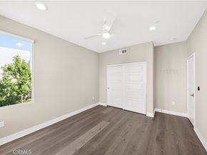 195 Stellar, Irvine CA 92618