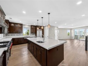 195 Stellar, Irvine CA 92618