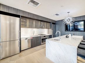 1050 S Grand 1210, Los Angeles CA 90015