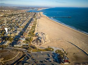 114 2nd, Seal Beach CA 90740