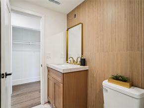 3050 Arlotte Avenue, Long Beach CA 90808