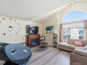 34 E Louise, Long Beach CA 90805