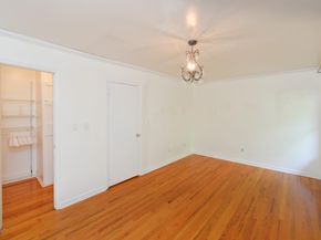 729 10th St 2F, Secaucus NJ 07094