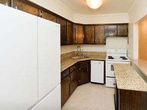 729 10th St 2F, Secaucus NJ 07094