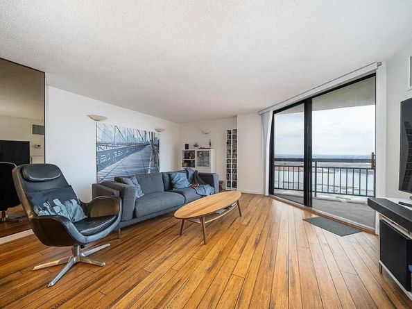 1908 Harmon Cove Tower 1908, Secaucus NJ 07094